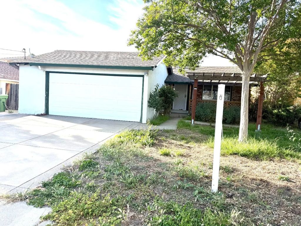 42348 Blacow Road, Fremont