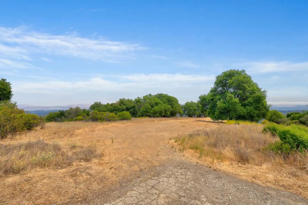 Swiss Creek Lane, Cupertino