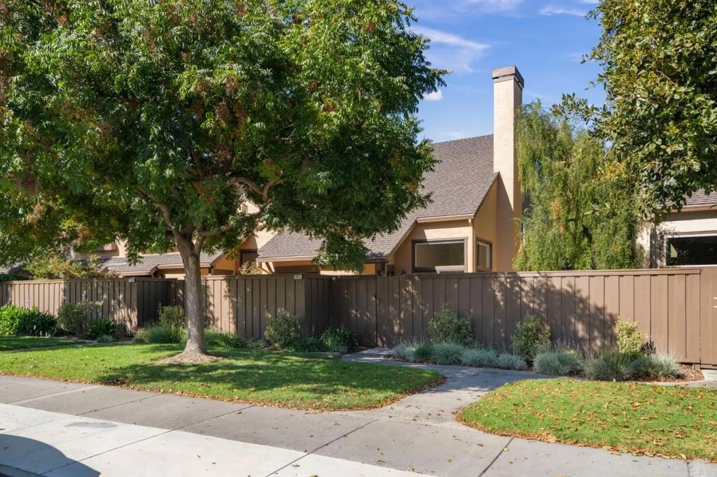 1327 Greenwich Court, San Jose