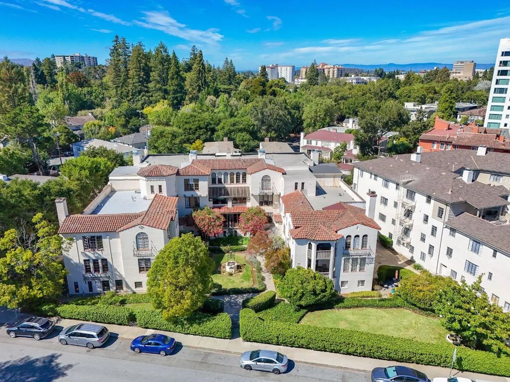 212 Eaton Road 1, San Mateo