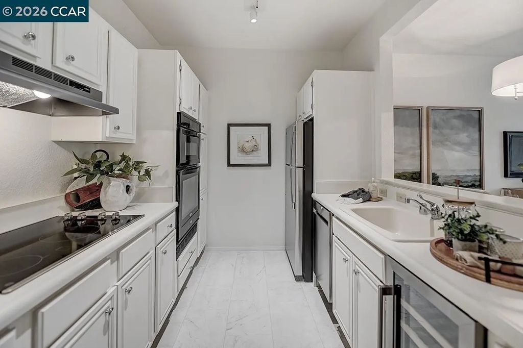 1860 Tice Creek Dr 1306, Walnut Creek