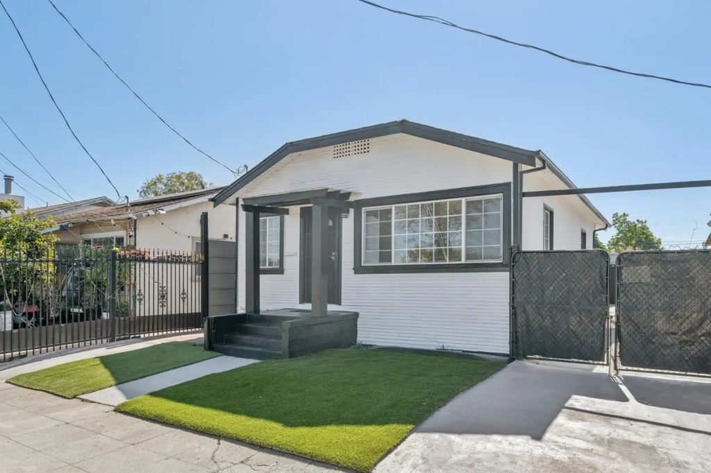 1042 69th Avenue, Oakland