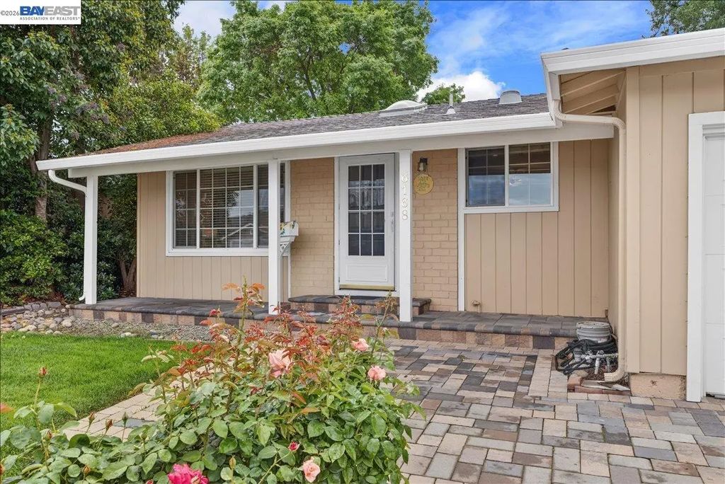 6168 Inglewood Dr, Pleasanton