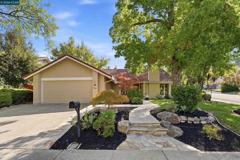 5685 White Mountain Ct, Martinez