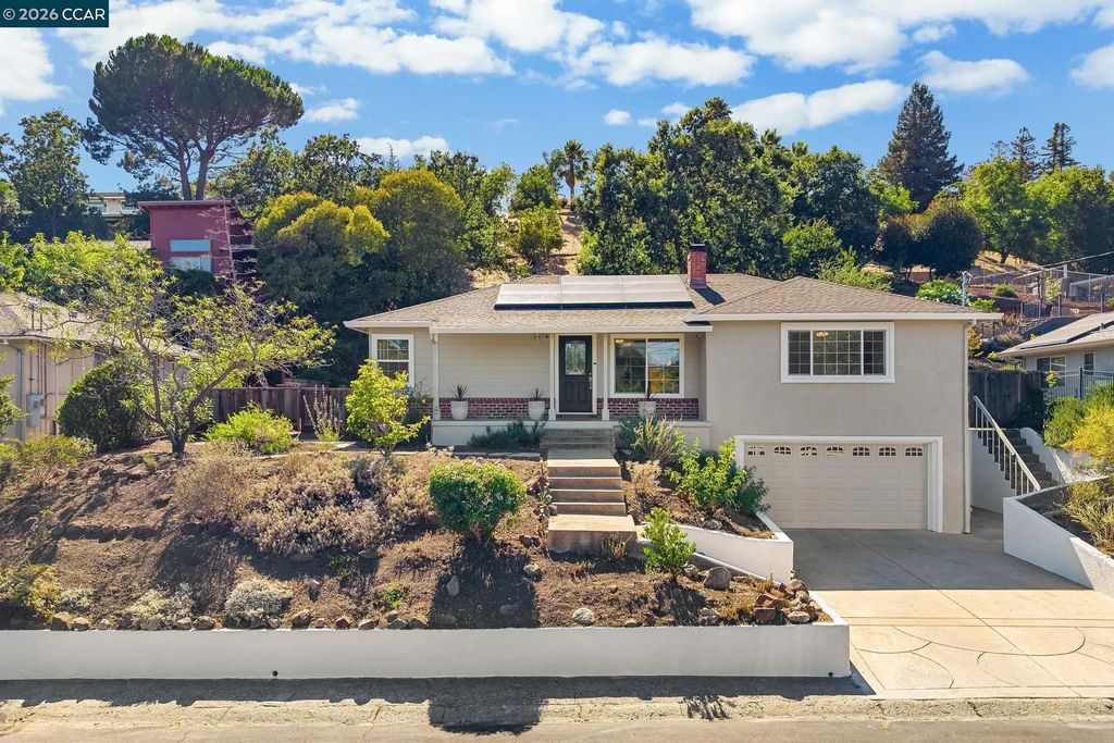 1277 Juanita Dr, Lafayette