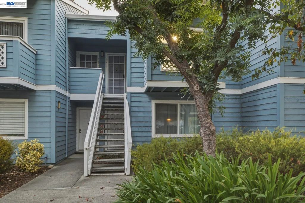 1511 Four Oaks Cir, San Jose