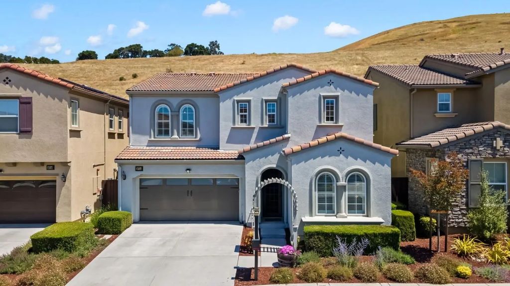 29744 Cantera, Hayward