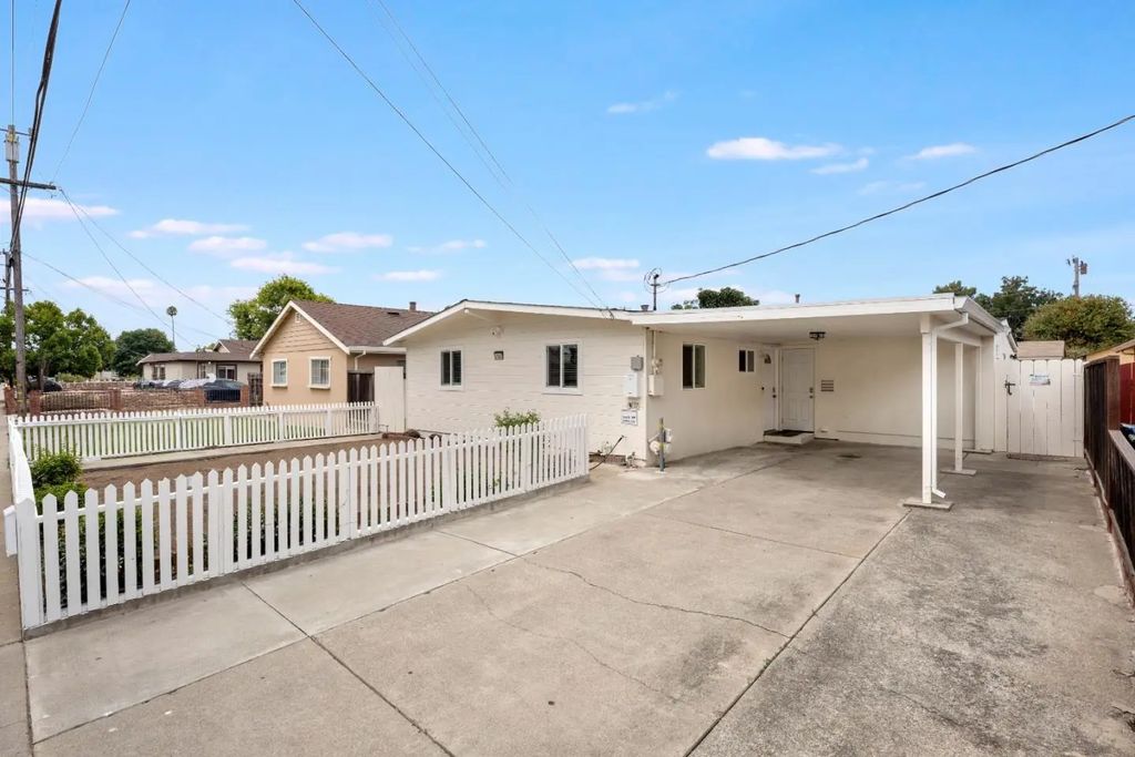 4143 Bullard Street, Fremont