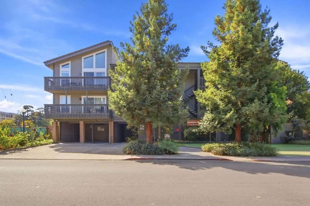 480 E Okeefe Street 305, East Palo Alto