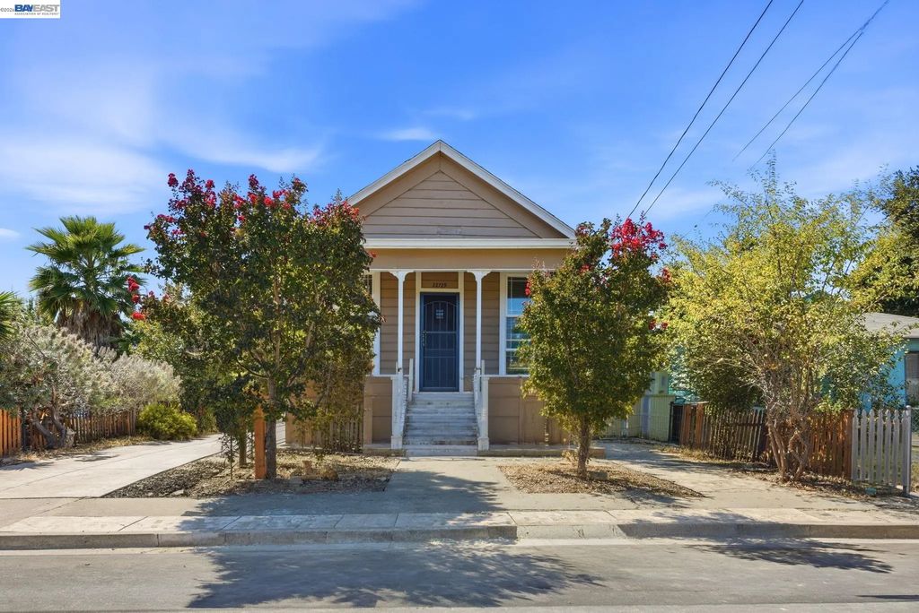 22729 Yolo St, Hayward