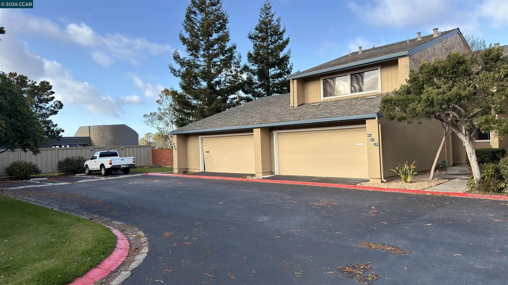 748 Aries Ln, Foster City