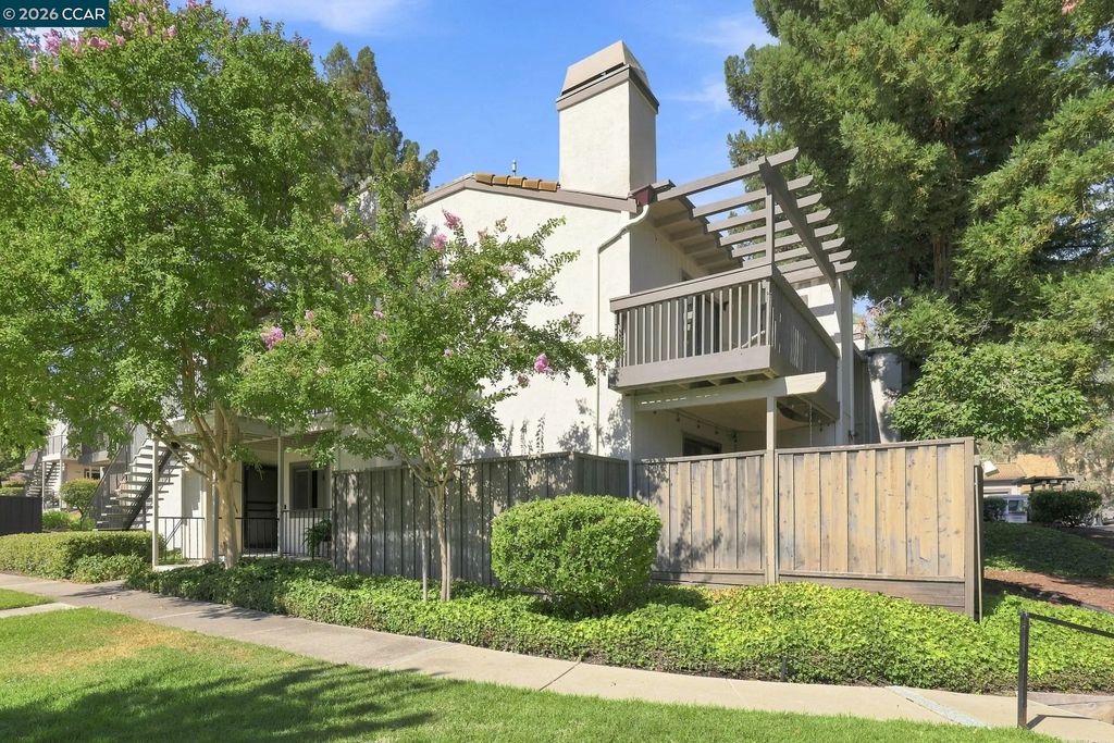 1357 Hull Ln, Martinez