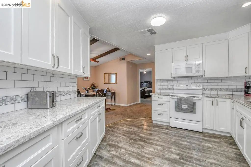 263 Coral Dr, Pittsburg