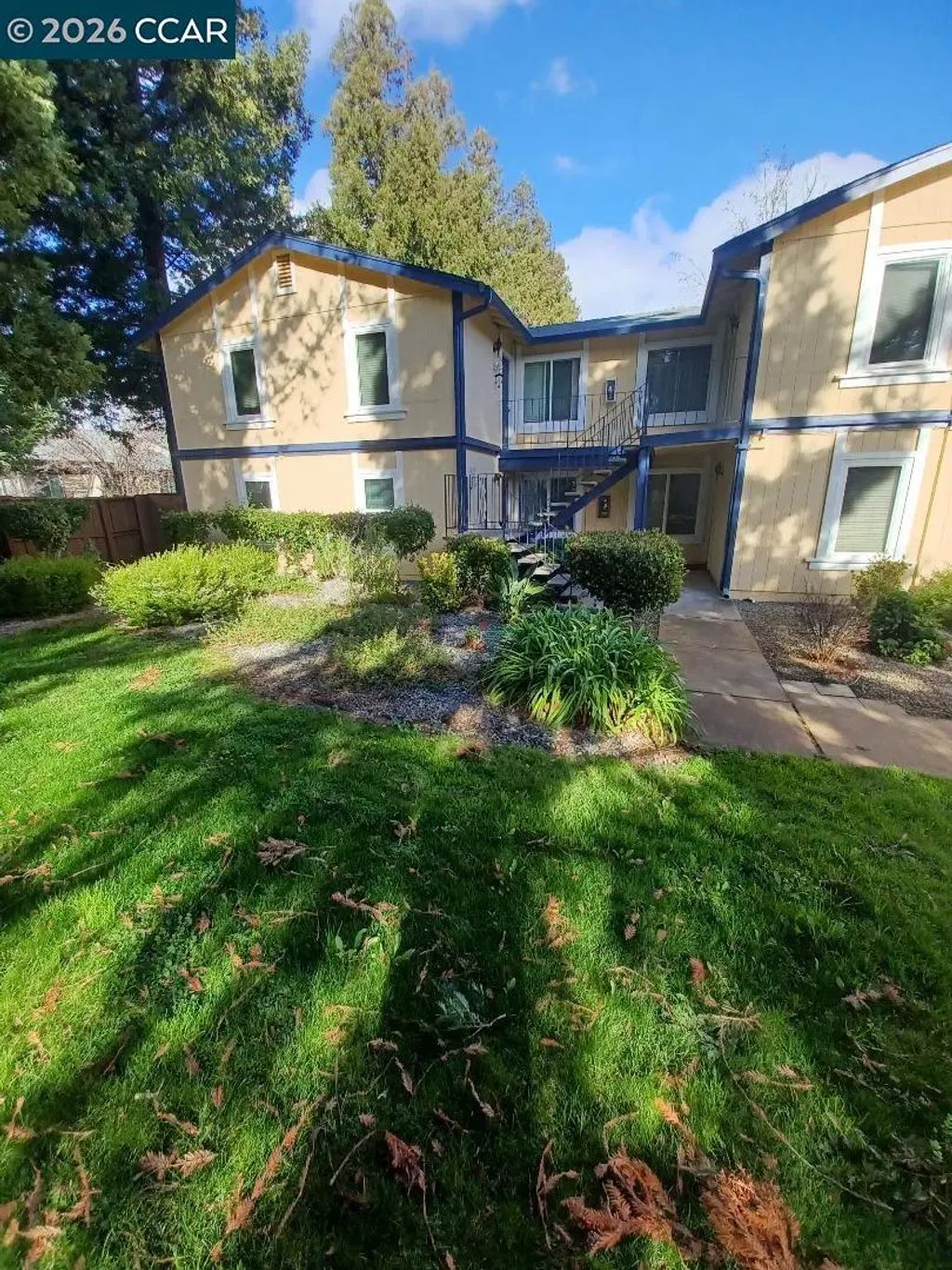 1520 Schenone Ct 15, Concord