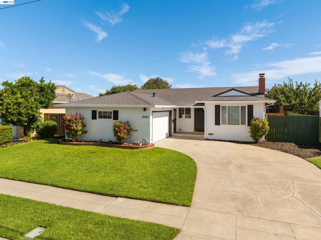 35526 Cabrillo Dr, Fremont