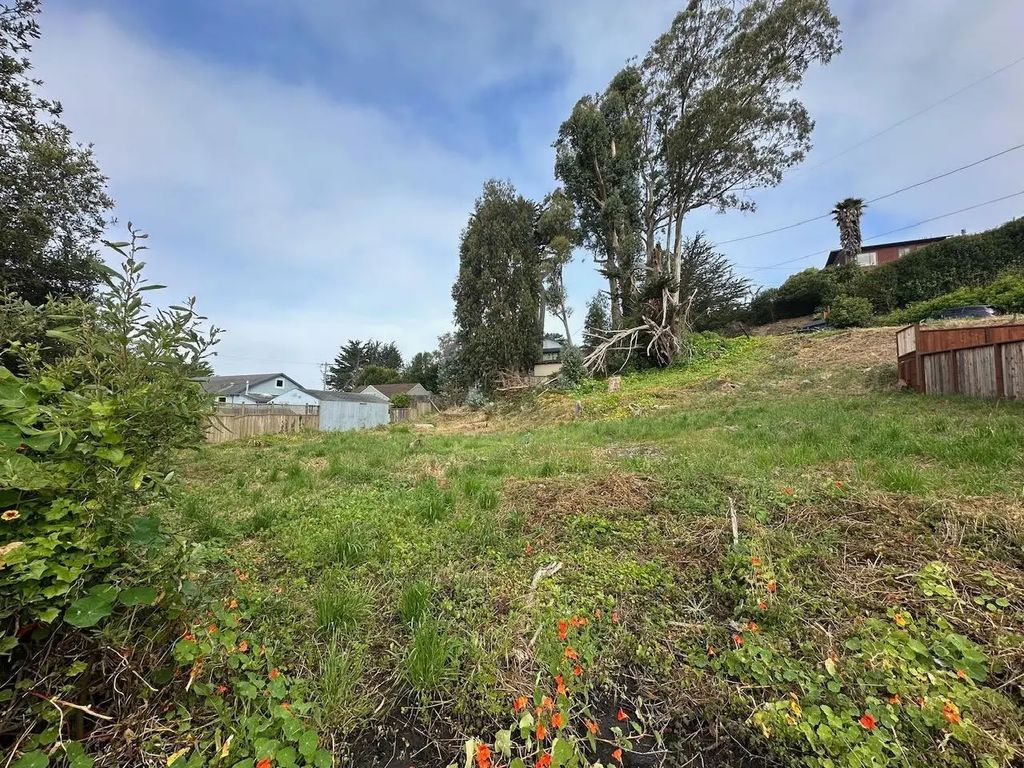 Sunshine Valley Road, Moss Beach