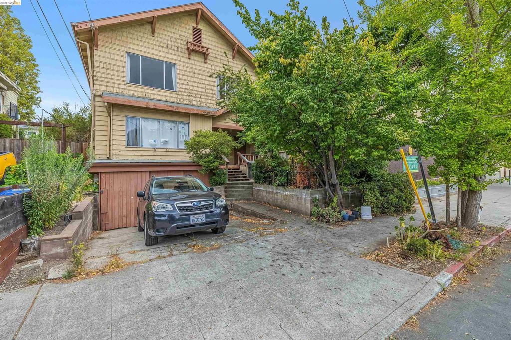 6502 Dana Street, Oakland