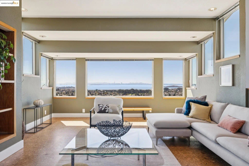 2063 Tapscott Ave., El Cerrito