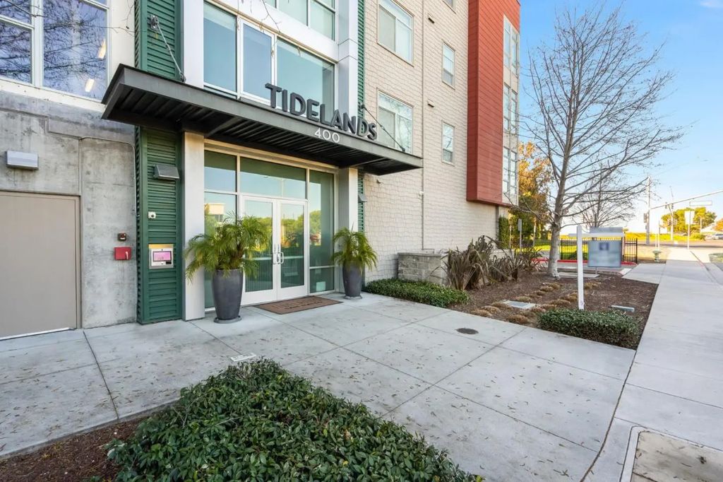 400 Mariners Island Boulevard 115, San Mateo