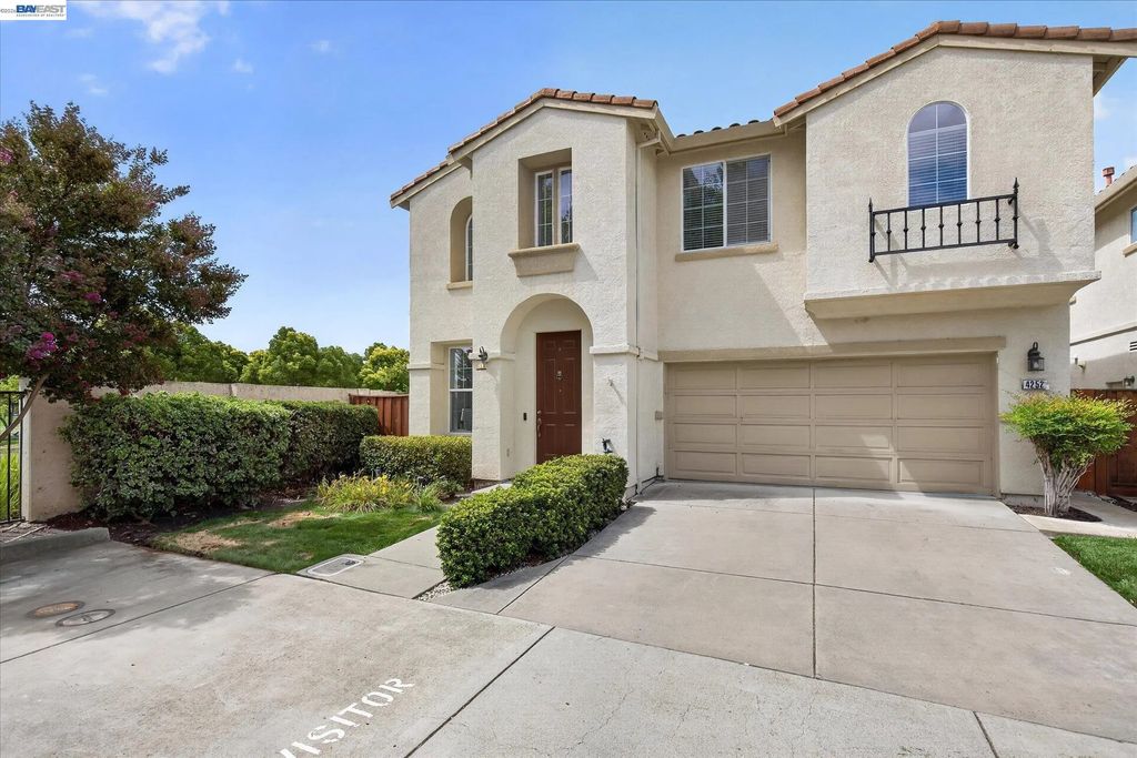 4252 Escudo Ct, Dublin
