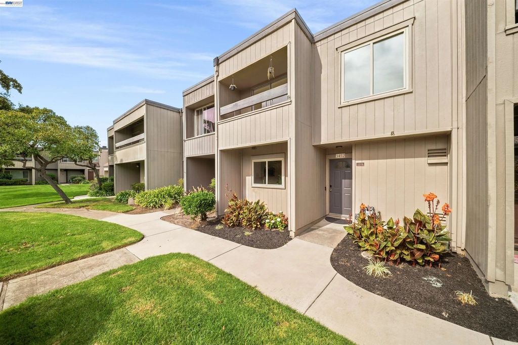 3452 Capella Lane, Alameda