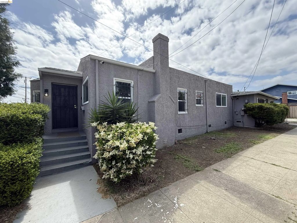 2963 62nd, Oakland