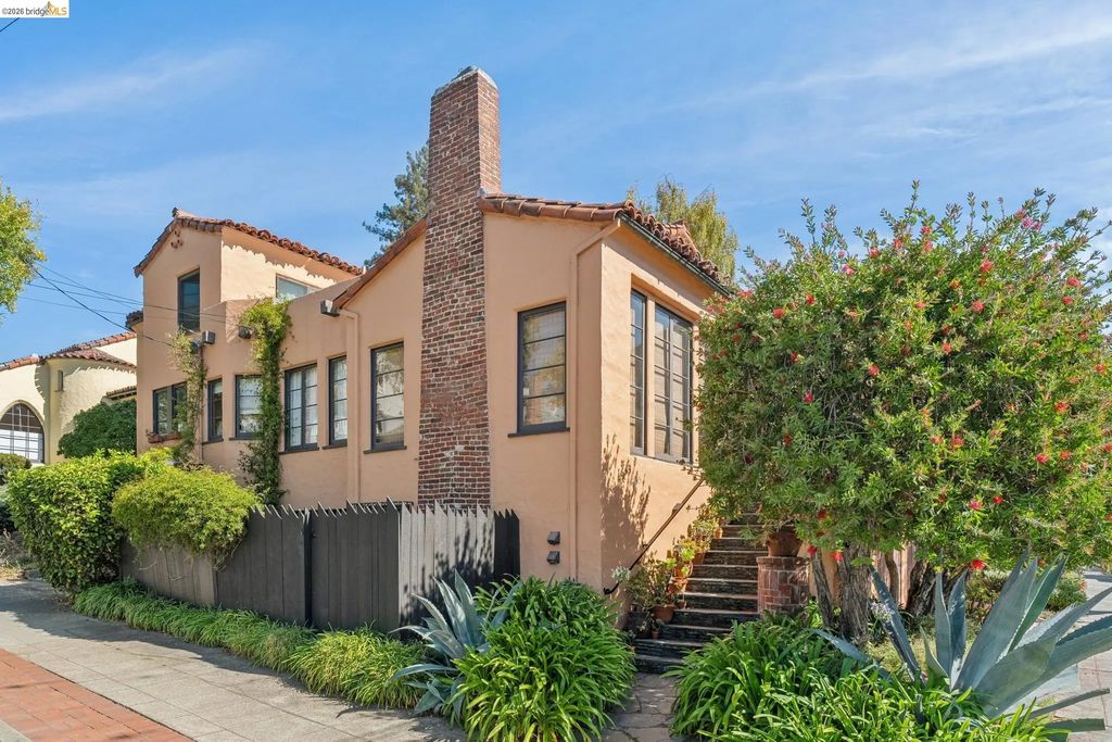 1655 Scenic Ave, Berkeley
