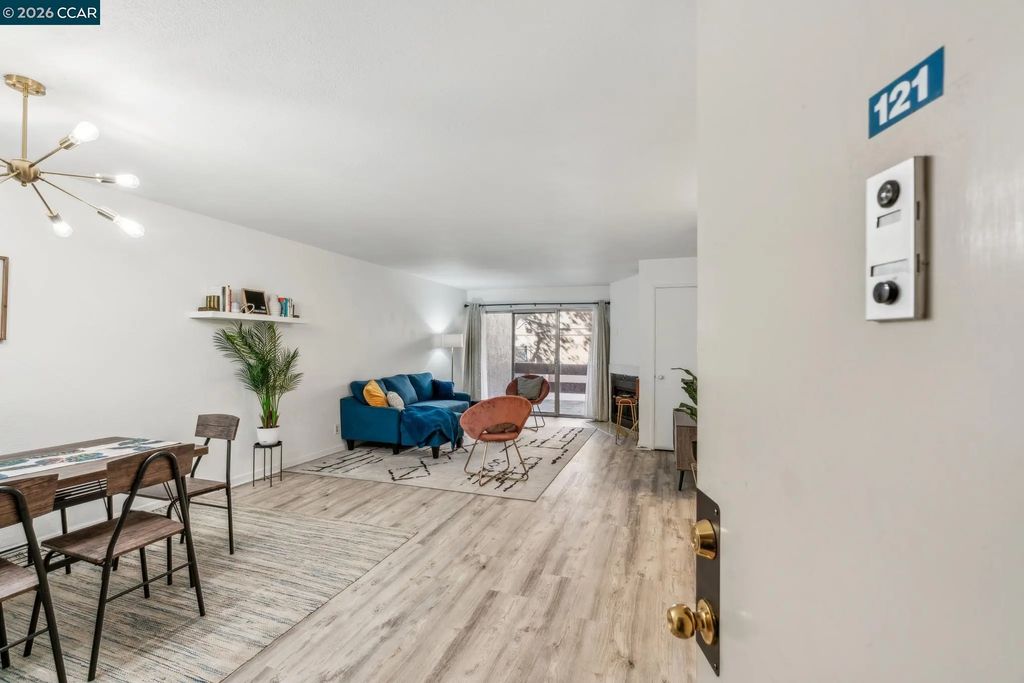 2121 Vale Rd 121, San Pablo