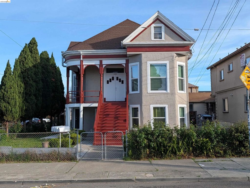 1086 66th St, Oakland