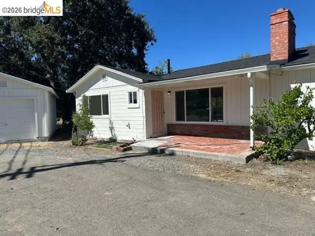 240 Cleaveland Rd B, Pleasant Hill