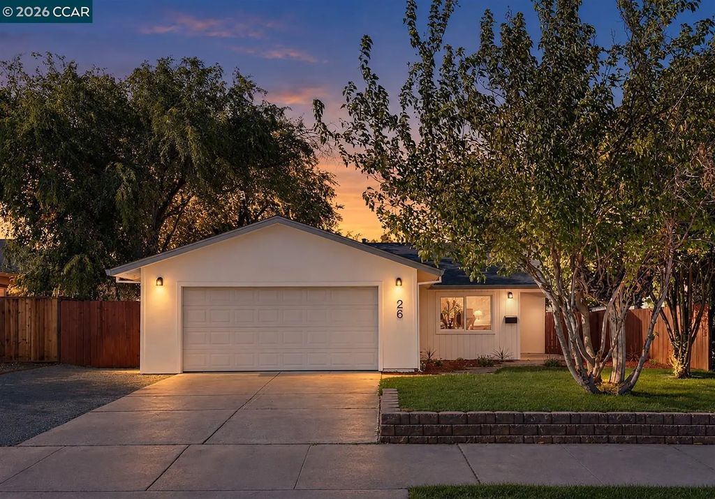 26 Polaris Dr, Pittsburg