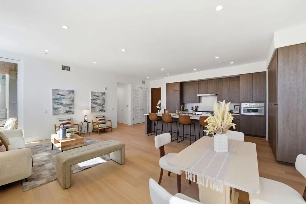 4880 El Camino Real 23, Los Altos