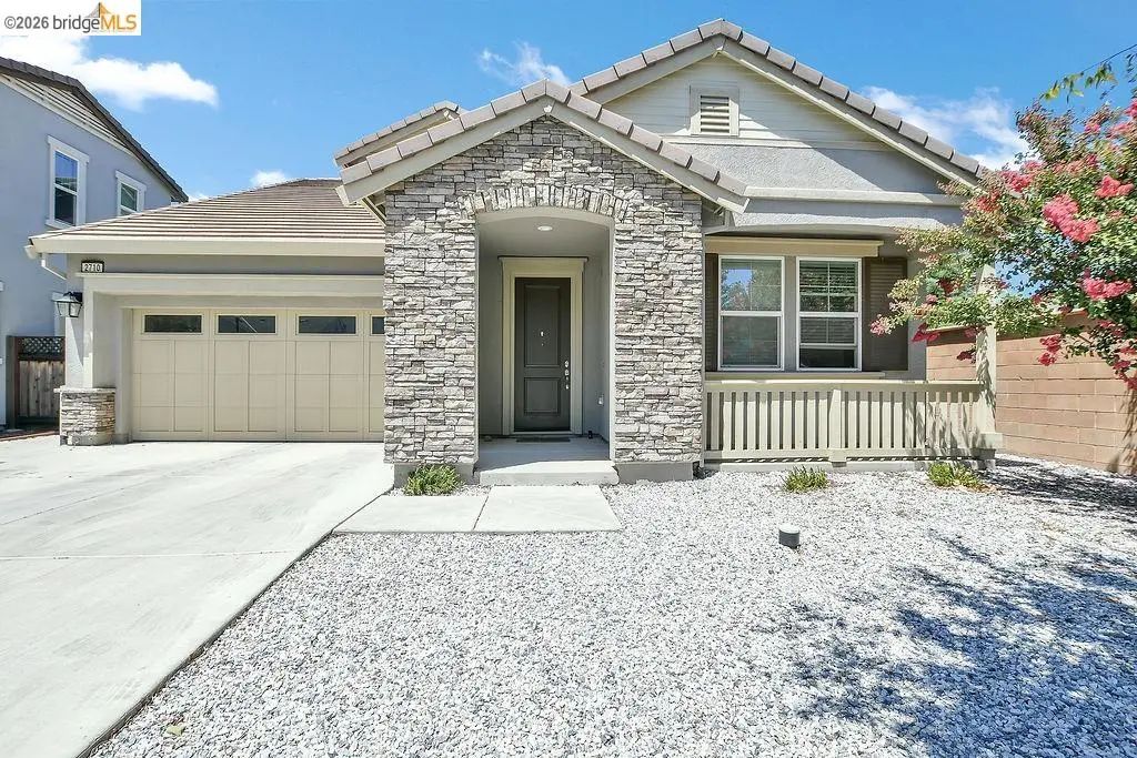 2710 Claudia Ln, Brentwood