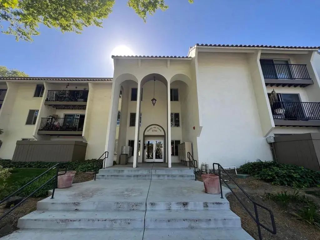 1750 Halford Avenue 108, Santa Clara