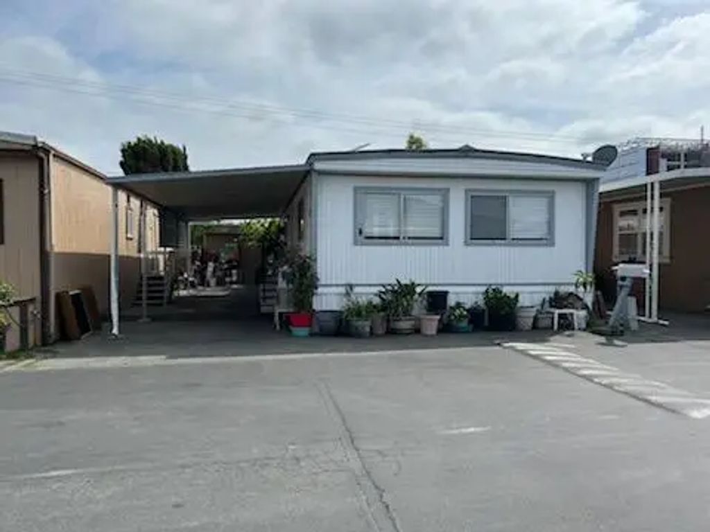 2053 East Bayshore 7, Redwood City
