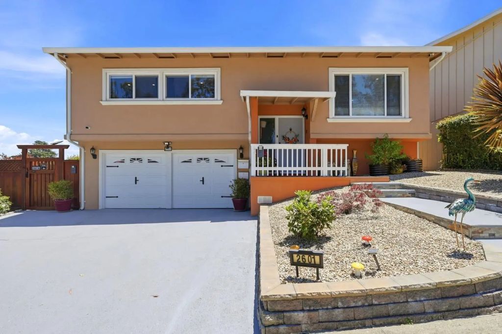 2601 Evergreen Drive, San Bruno