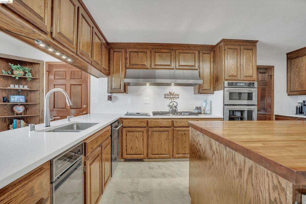 3622 Delancey Ln, Concord
