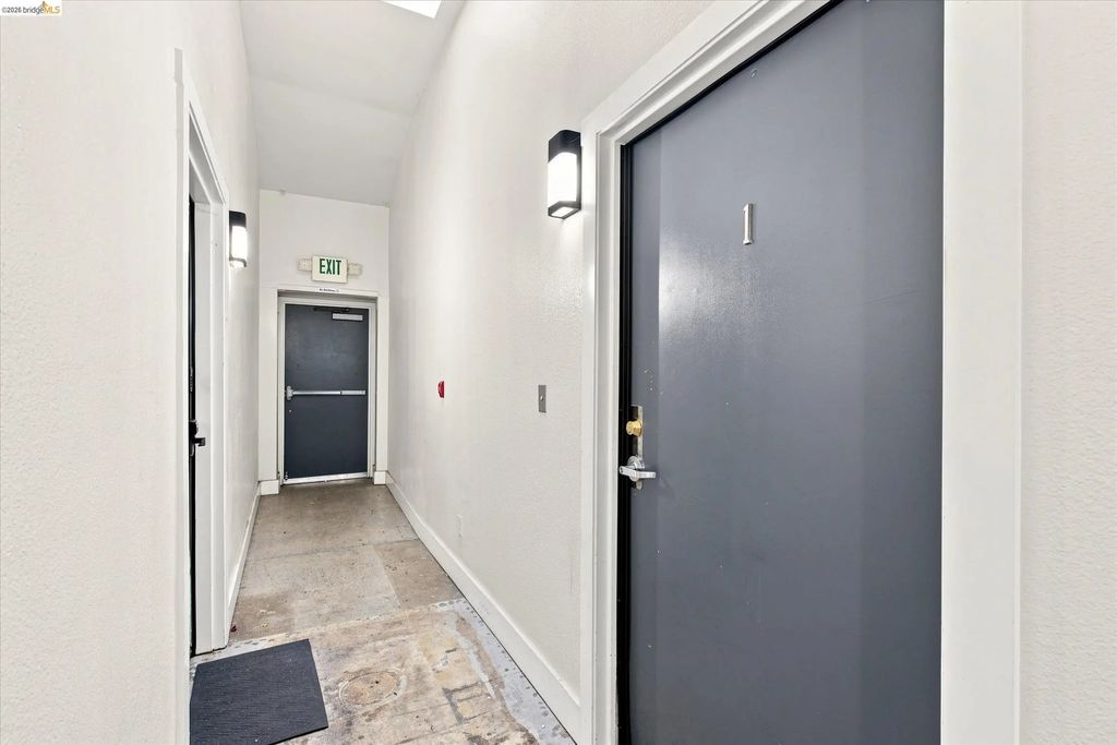 1451 13th St 1, Oakland