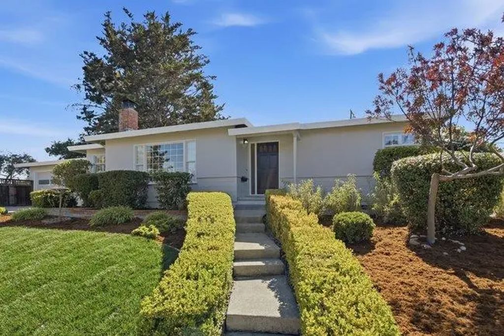 2310 Euclid Avenue, Redwood City