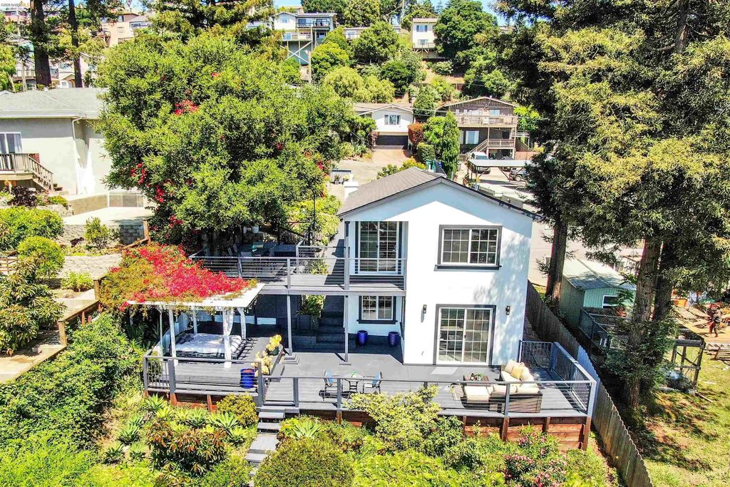 7907 Michigan Ave, Oakland