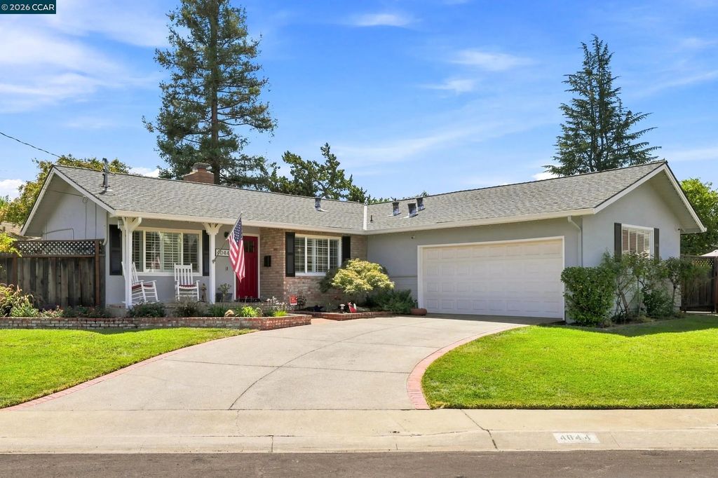 4044 Poplar Ave, Concord