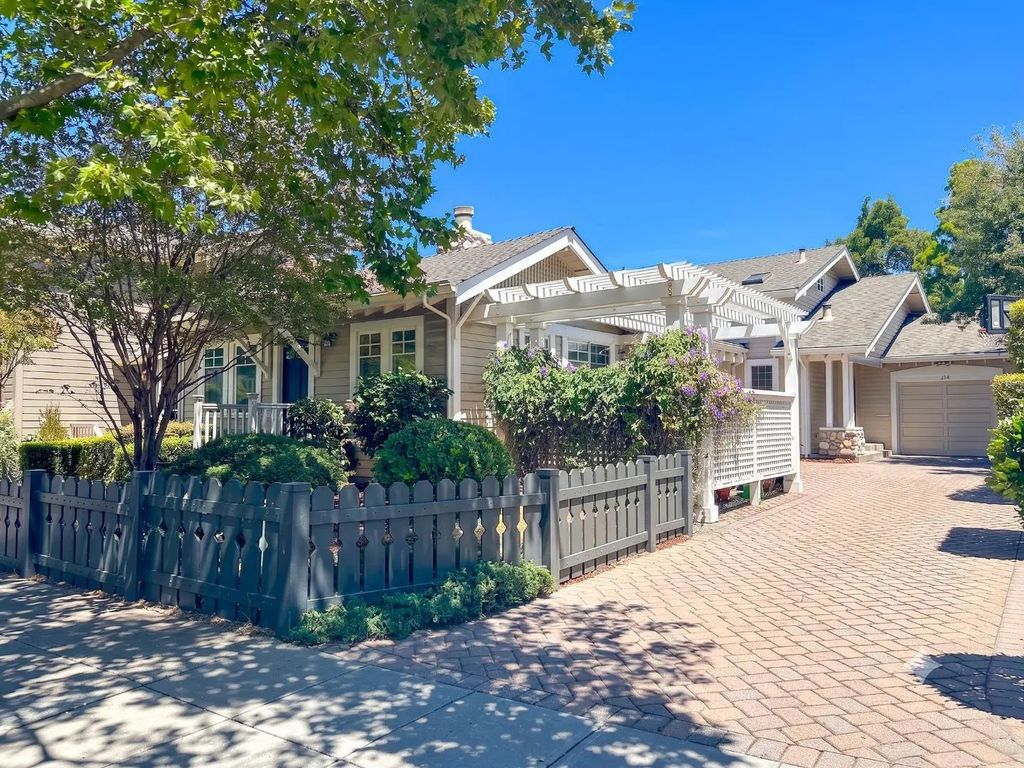 232 University Avenue, Los Gatos