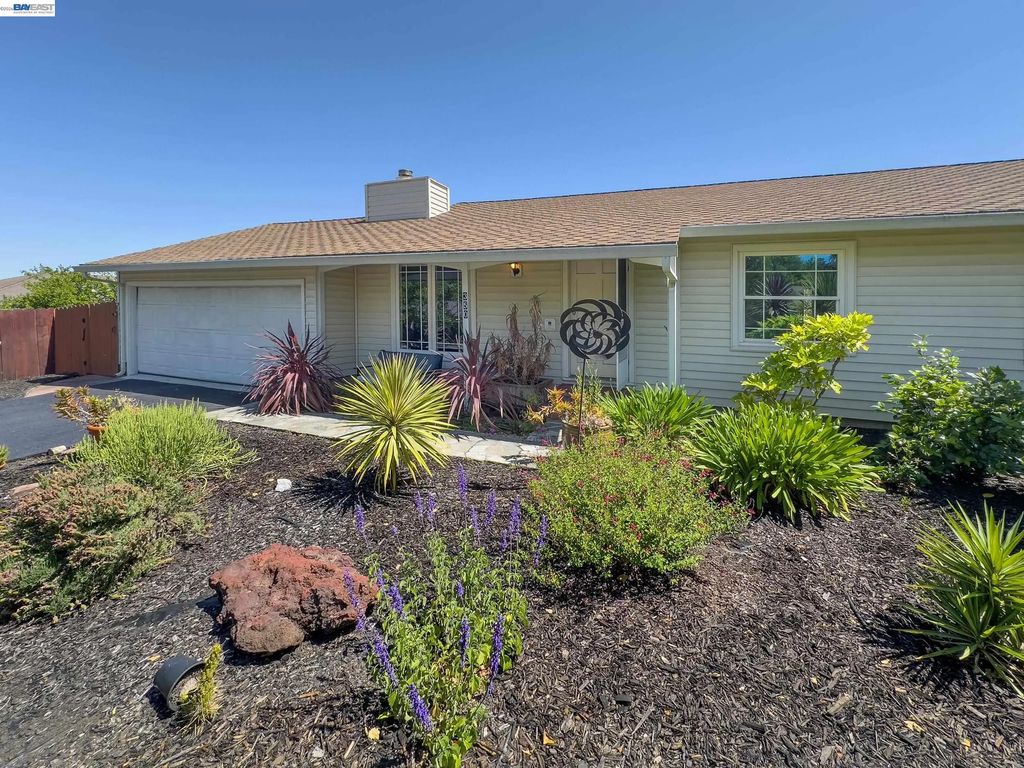 350 Strand Ave, Pleasant Hill