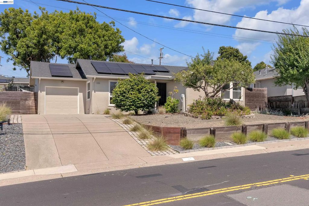 2518 Tara Hills Dr, San Pablo