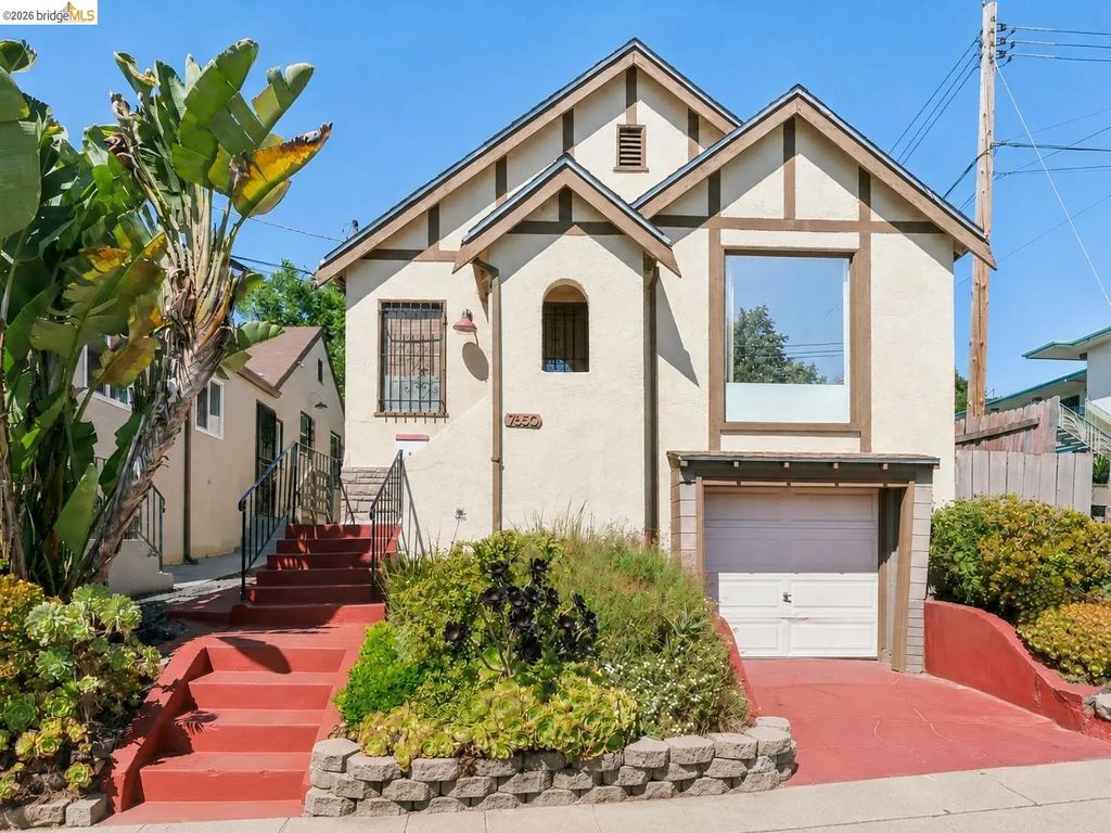 7650 Ney Ave, Oakland
