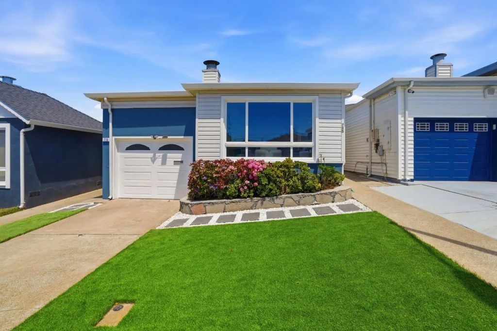715 Skyline Drive, Daly City