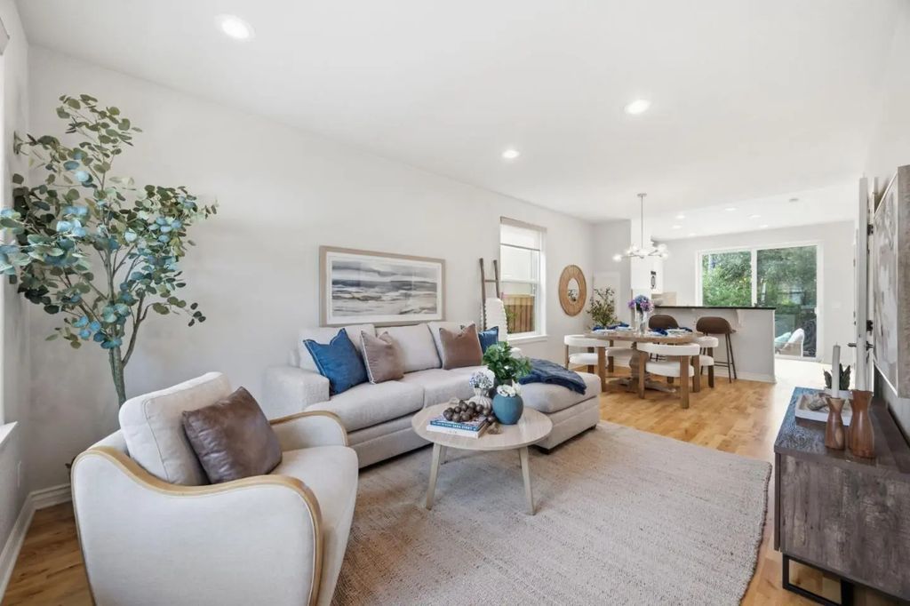 302 Creekside Village Drive, Los Gatos