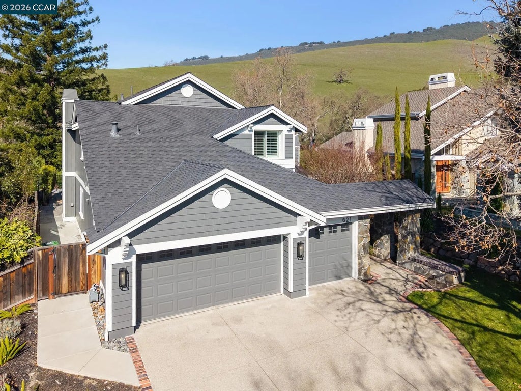 621 Birchwood Ct, Danville