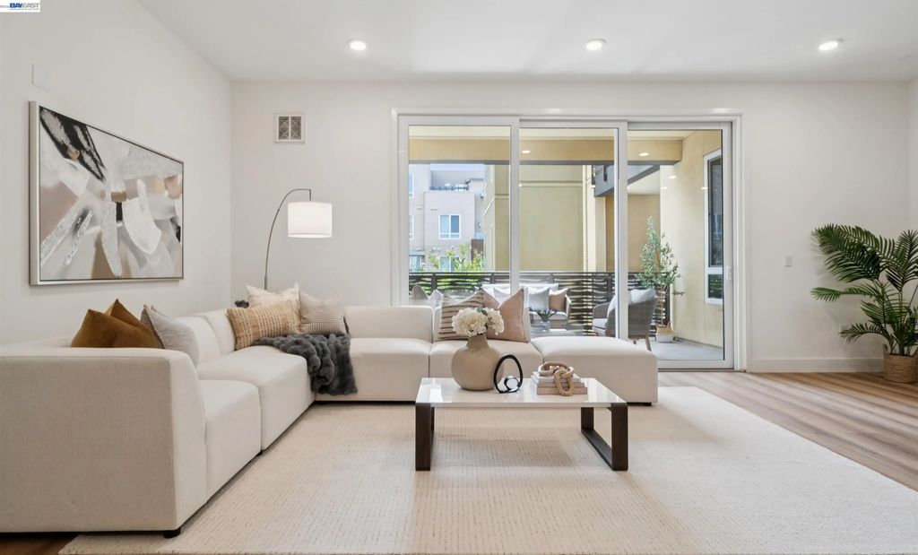 2339 Kinetic Cmn 209, Fremont