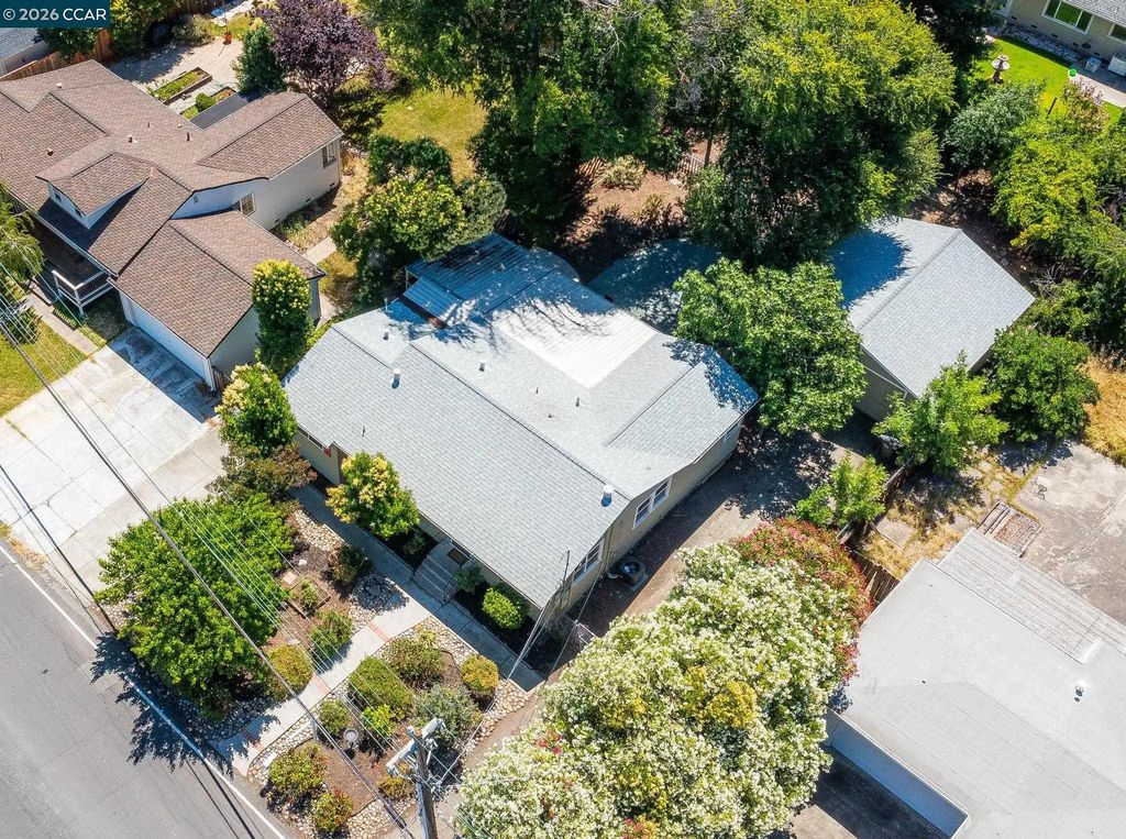 2072 Chalomar Rd, Concord